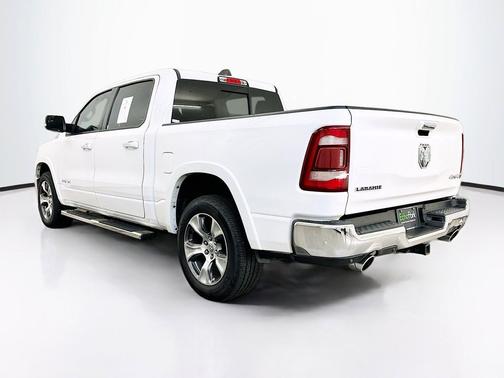 Bright White Clearcoat 2022 RAM 1500 Laramie