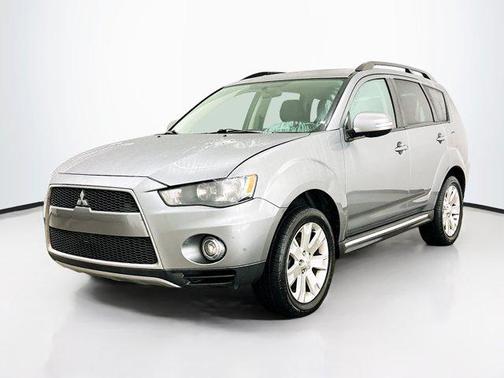 2013 Mitsubishi Outlander SE
