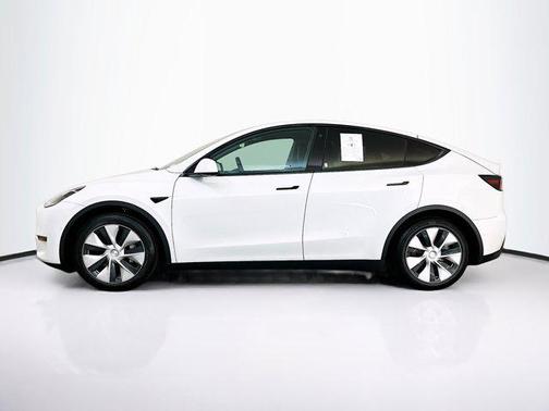 2022 Tesla Model Y Long Range Dual Motor All-Wheel Drive