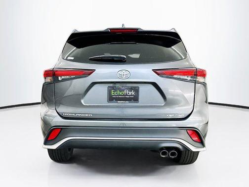 2024 Toyota Highlander XSE