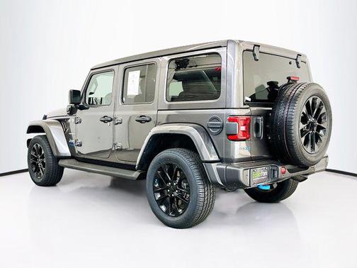 2022 Jeep Wrangler Unlimited 4xe Sahara