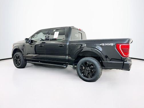 Agate Black Metallic 2023 Ford F-150 XLT