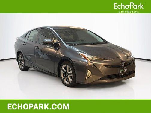 2016 Toyota Prius Four Touring
