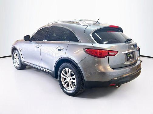2015 INFINITI QX70 Base