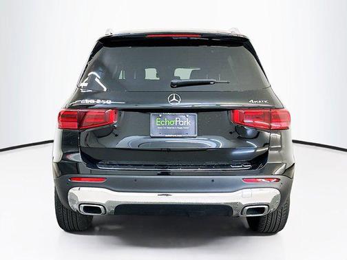 2025 Mercedes-Benz GLB 250 4MATIC