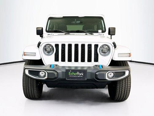 Bright White Clearcoat 2022 Jeep Wrangler Unlimited 4xe Sahara