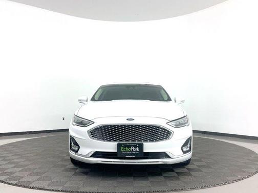Photo 2 of 37 of 2019 Ford Fusion Titanium