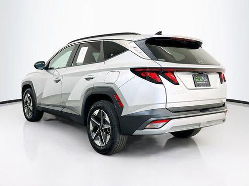 Shimmering Silver 2025 Hyundai TUCSON SEL