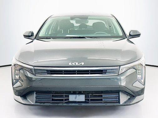 Interstellar Gray 2025 Kia K4 LXS