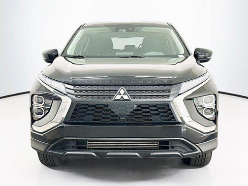 2024 Mitsubishi Eclipse Cross LE