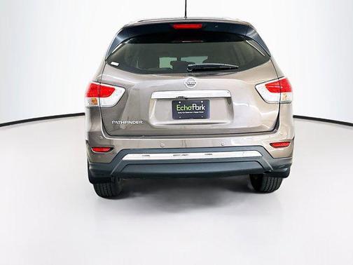 2015 Nissan Pathfinder SV