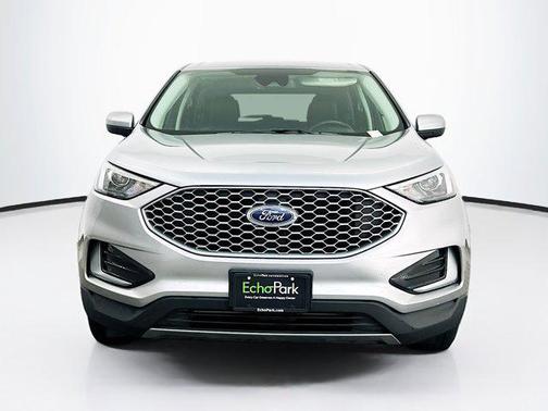 Iconic Silver Metallic 2024 Ford Edge SEL