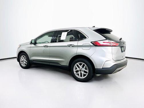 Iconic Silver Metallic 2024 Ford Edge SEL