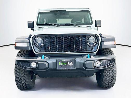 Earl Clearcoat 2024 Jeep Wrangler 4xe Willys