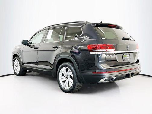 2022 Volkswagen Atlas 3.6L SE w/Technology
