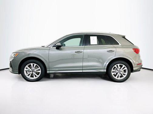 2024 Audi Q3 Premium 45 TFSI S line quattro Tiptronic