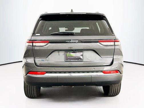 2022 Jeep Grand Cherokee 4xe Base