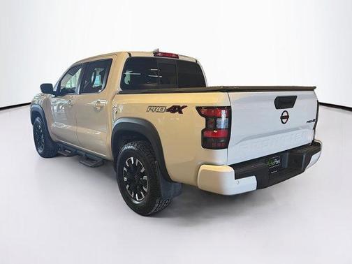 Glacier White 2022 Nissan Frontier PRO-4X