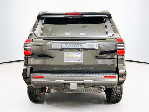 2025 Toyota 4Runner TRD Off Road