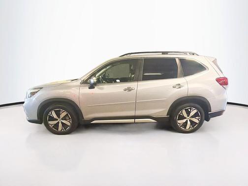 Ice Silver Metallic 2019 Subaru Forester Touring
