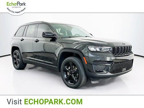 2022 Jeep Grand Cherokee Altitude