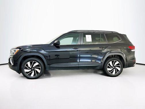 2024 Volkswagen Atlas 2.0T SE w/Technology 4MOTION