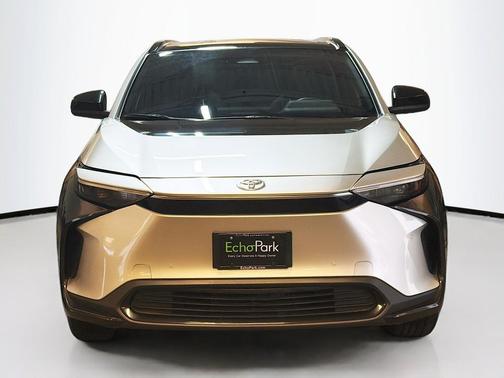 Elemental Silver Metallic 2024 Toyota bZ4X XLE