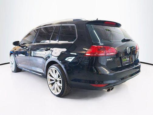 2015 Volkswagen Golf SportWagen TDI SEL 4-Door