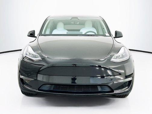 2025 Tesla Model Y Long Range Dual Motor All-Wheel Drive