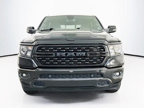 Diamond Black Crystal Pearlcoat 2023 RAM 1500 Big Horn/Lone Star