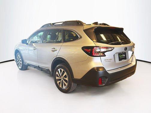 2020 Subaru Outback Base