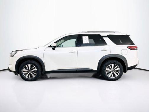 2024 Nissan Pathfinder SL 4WD