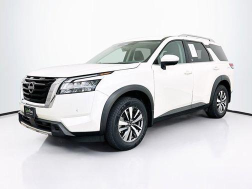 2024 Nissan Pathfinder SL 4WD