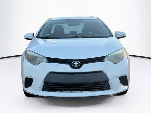 Super White 2014 Toyota Corolla LE