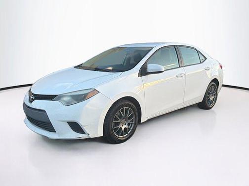 Super White 2014 Toyota Corolla LE