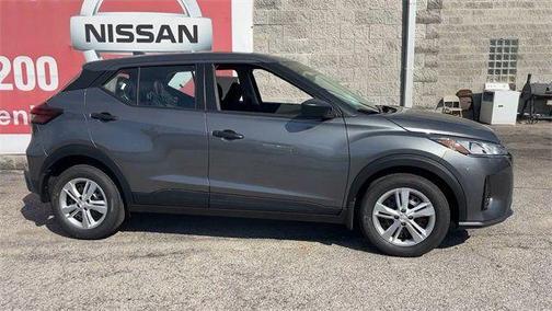 2025 Nissan Kicks Play S