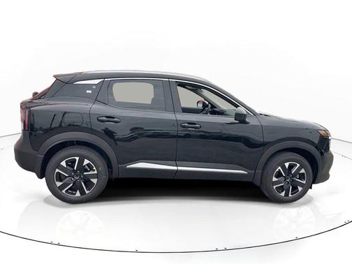 Super Black 2026 Nissan Kicks SV