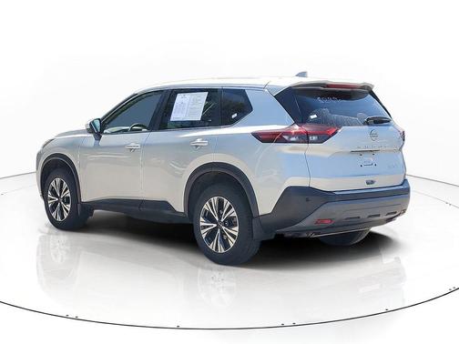 Brilliant Silver Metallic 2023 Nissan Rogue SV