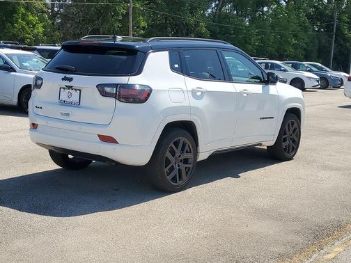 Bright White Clearcoat 2025 Jeep Compass Limited