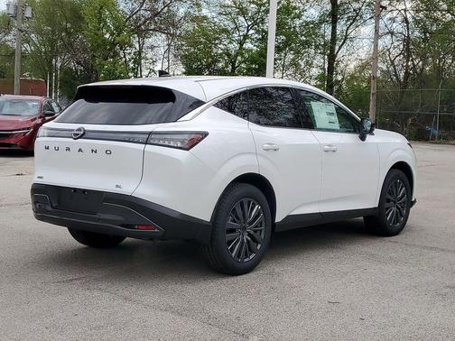 Everest White P 2026 Nissan Murano SL