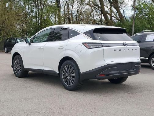 Everest White P 2026 Nissan Murano SL