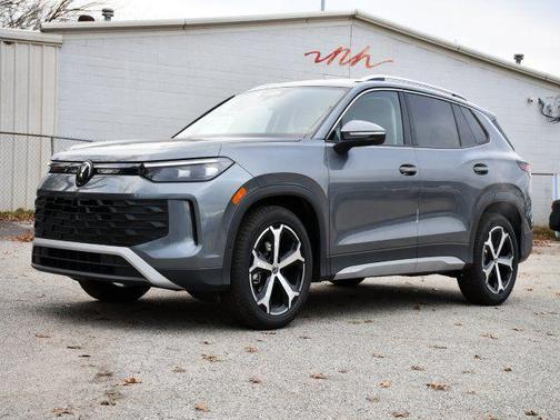 platinum gray metallic 2026 Volkswagen Tiguan 2.0T SE