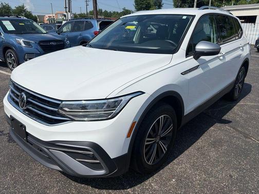 Pure White 2024 Volkswagen Tiguan 2.0T Wolfsburg Edition