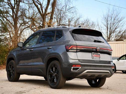 2026 Volkswagen Taos SEL