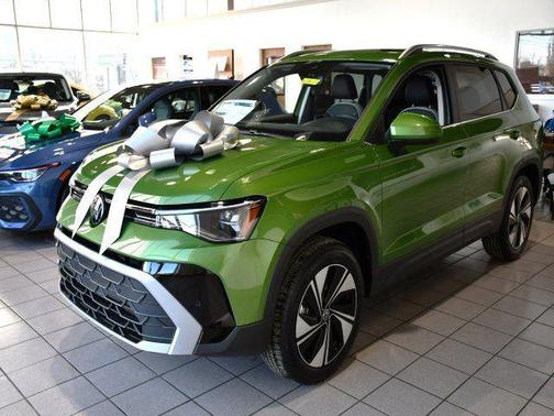 2026 Volkswagen Taos SE