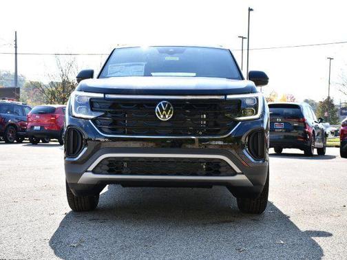 2026 Volkswagen Atlas Cross Sport 2.0T SE