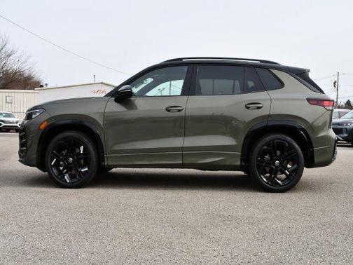 Avocado Green w/Deep Black Roof 2026 Volkswagen Tiguan 2.0T SE R-Line Black 4MOTION