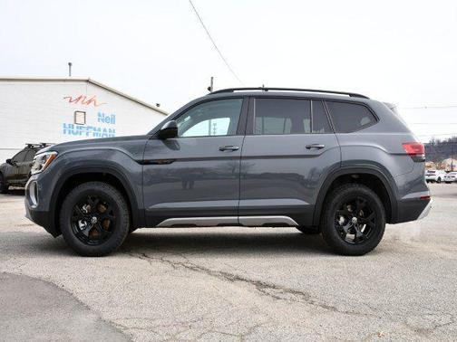 pure gray 2026 Volkswagen Atlas Peak Edition