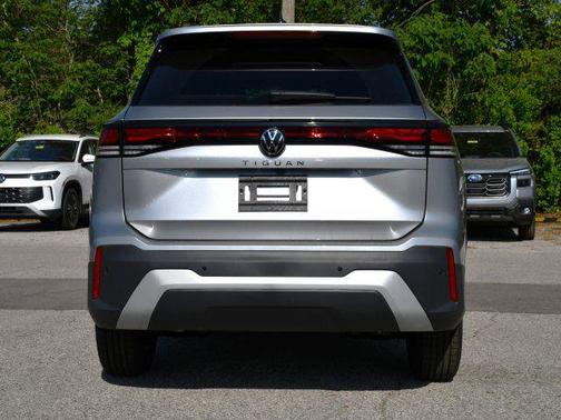 pyrite silver metallic 2026 Volkswagen Tiguan 2.0T S