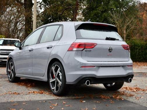 Moonstone Gray 2026 Volkswagen Golf GTI 2.0T SE DSG